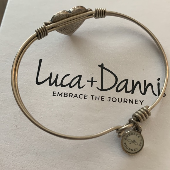 Luca & Danni “MOM” bracelet - Picture 2 of 3